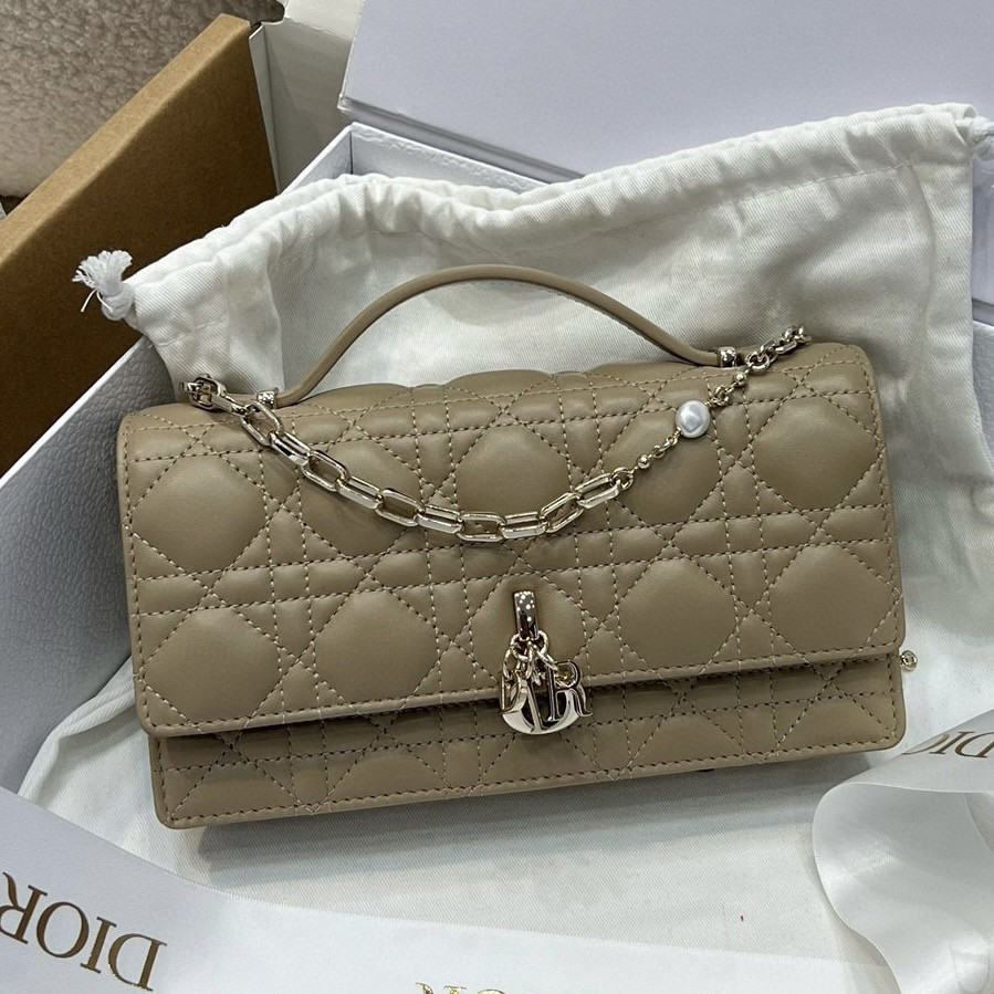 miss D*or mini handbag 21 x 11.5 x 4.5 cm
