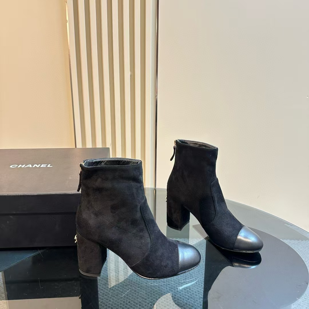 Ch*el short boots suede calfskin & lambskin black