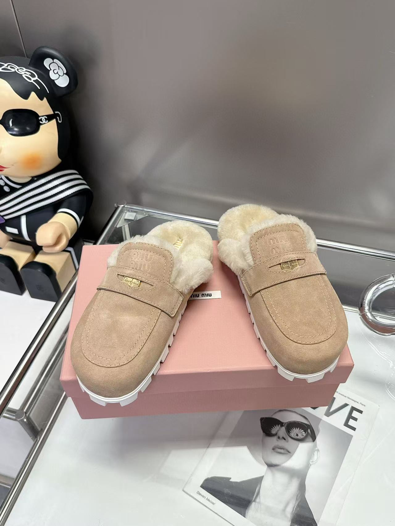 ua M1v M1v slides