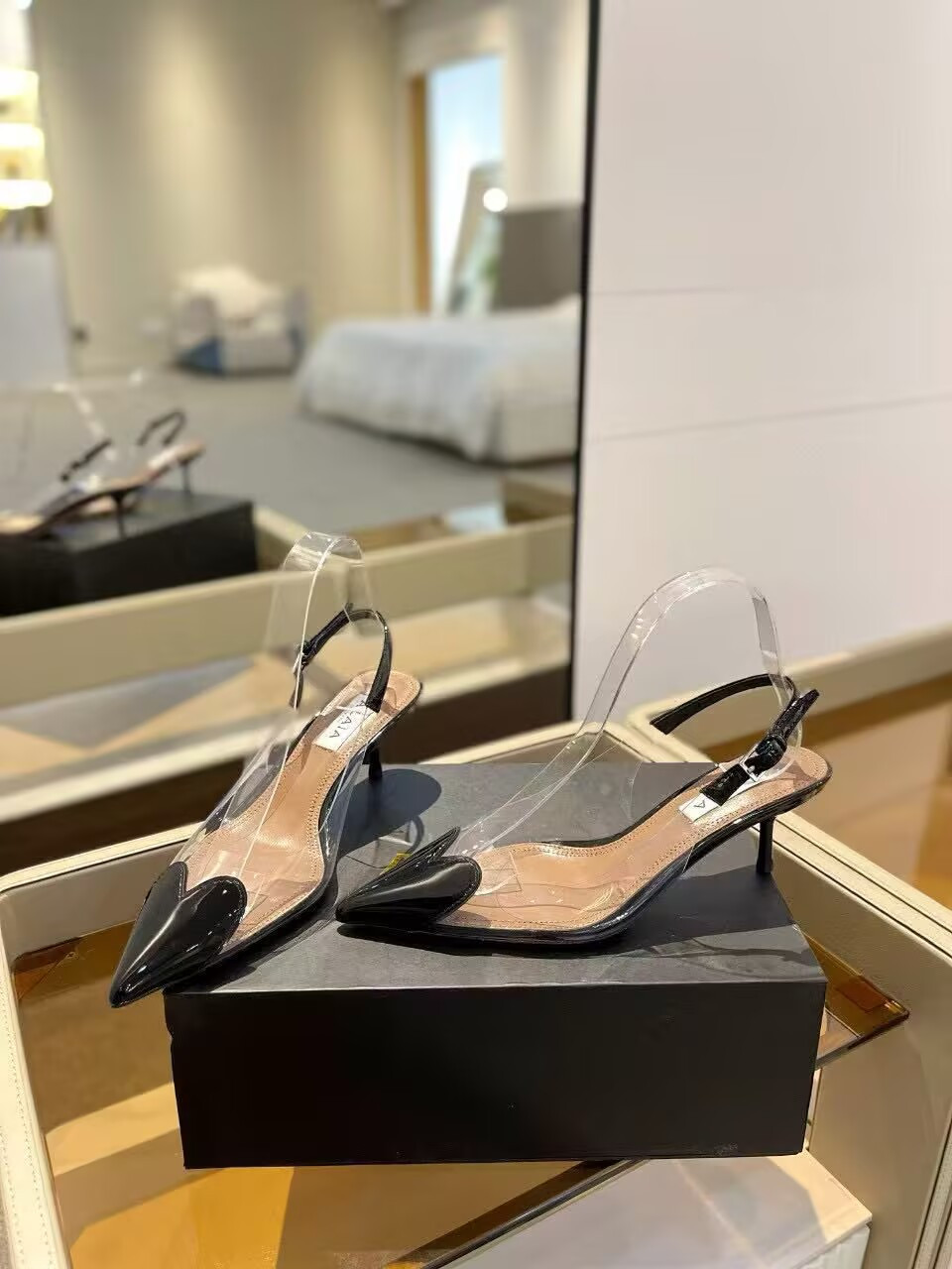 UA A1a1a Le Coeur Plexi Heart-Toe Slingback Pump