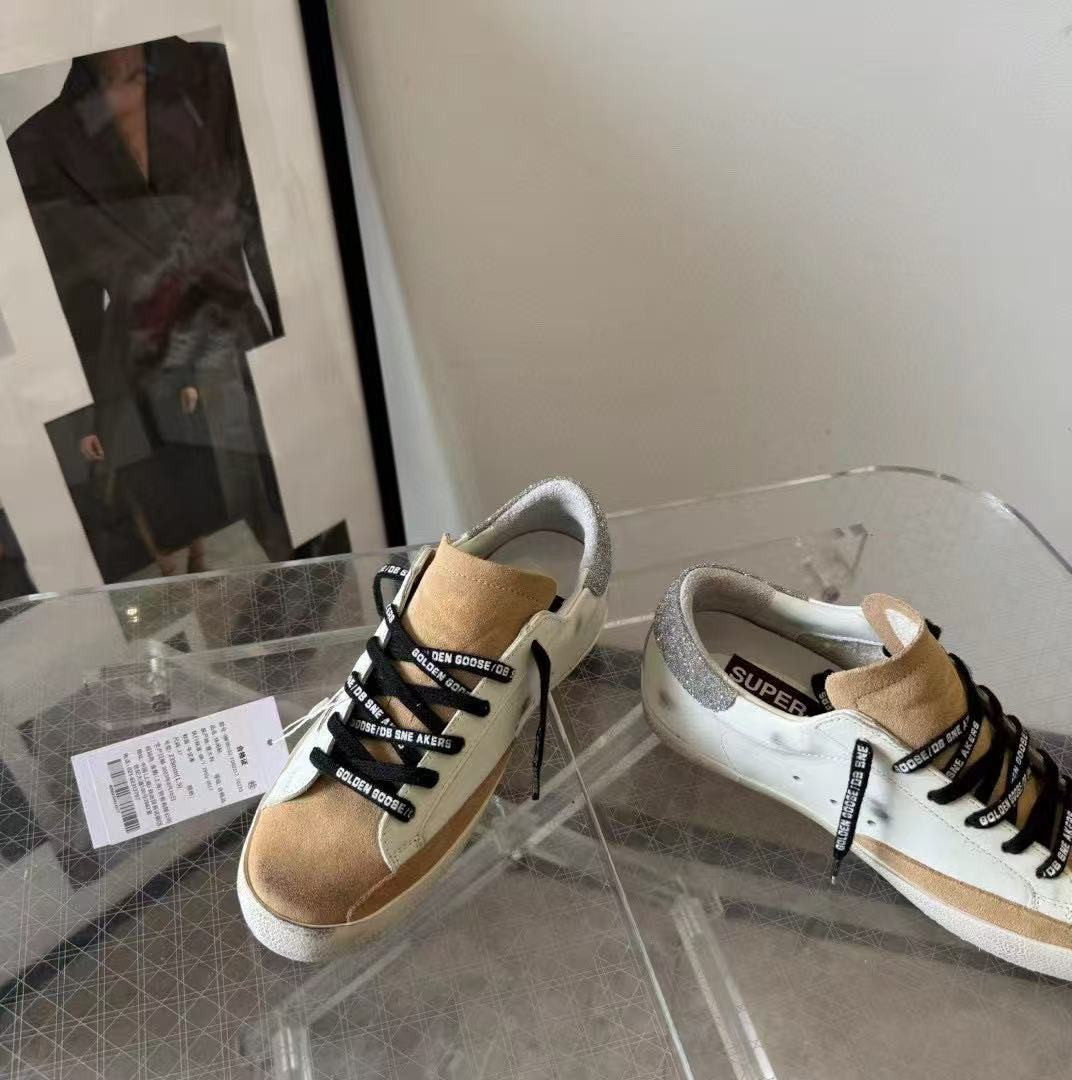 ua g01den G003e s*per-star sneaker
