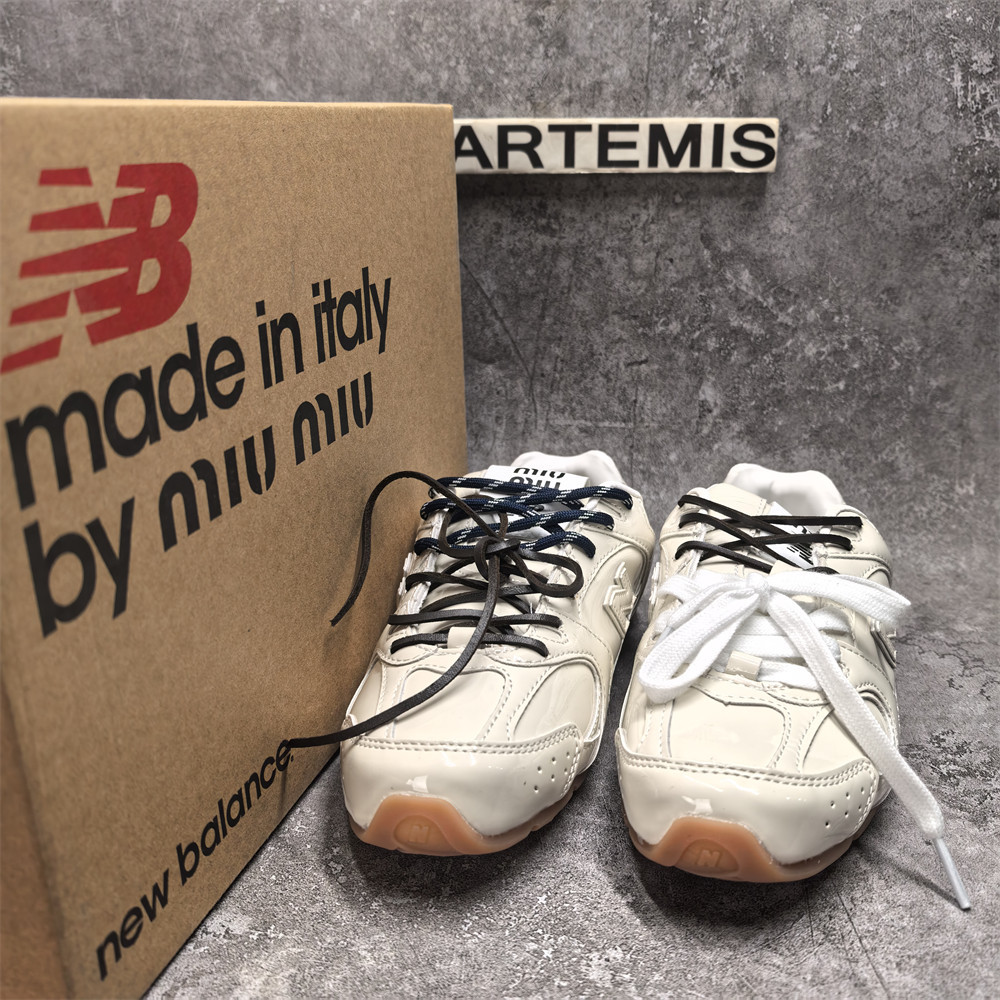 ua m1v m1v x new Ba1an*e 530 sl leather sneakers
