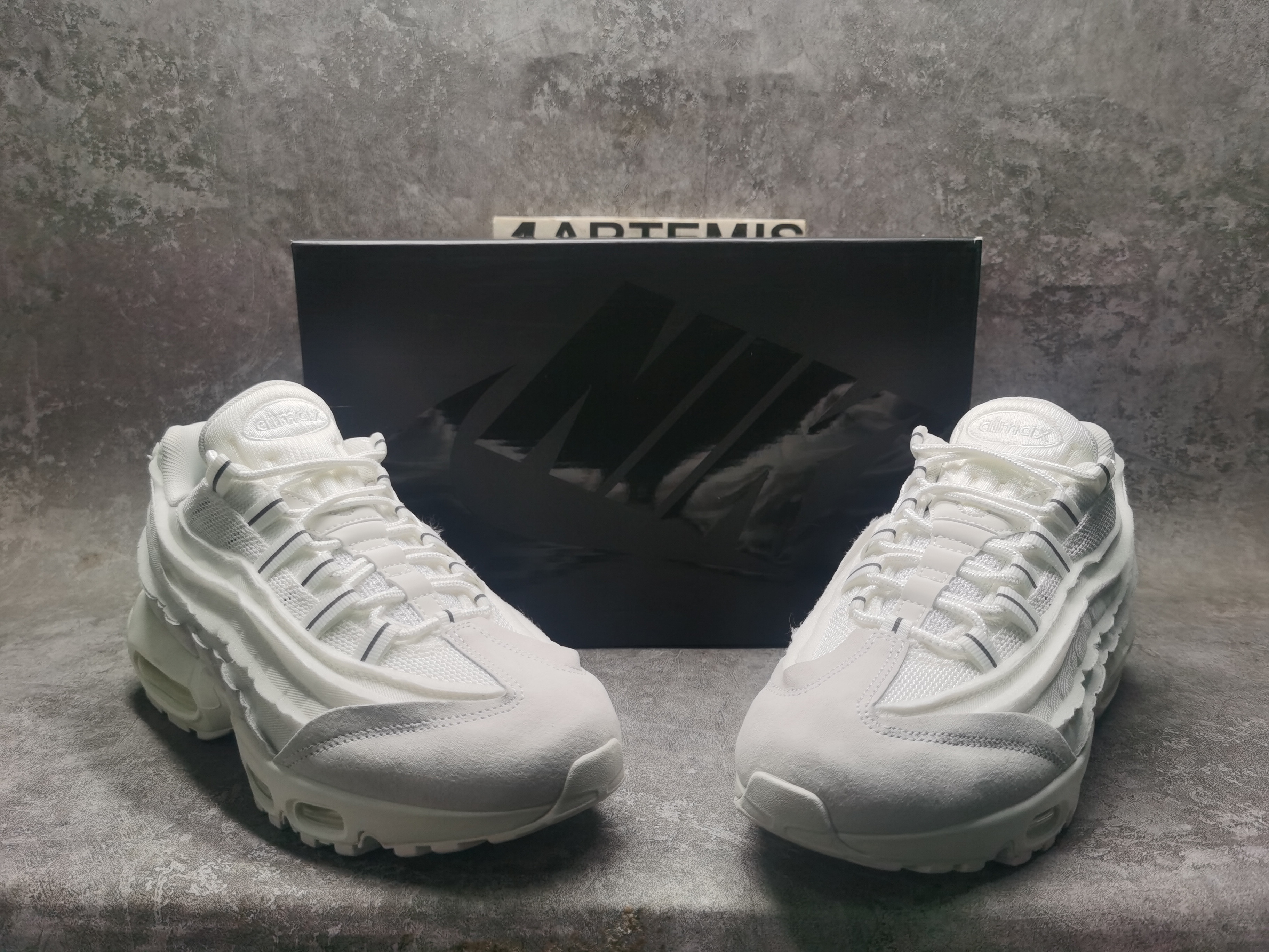 UA Nike Air Max 95