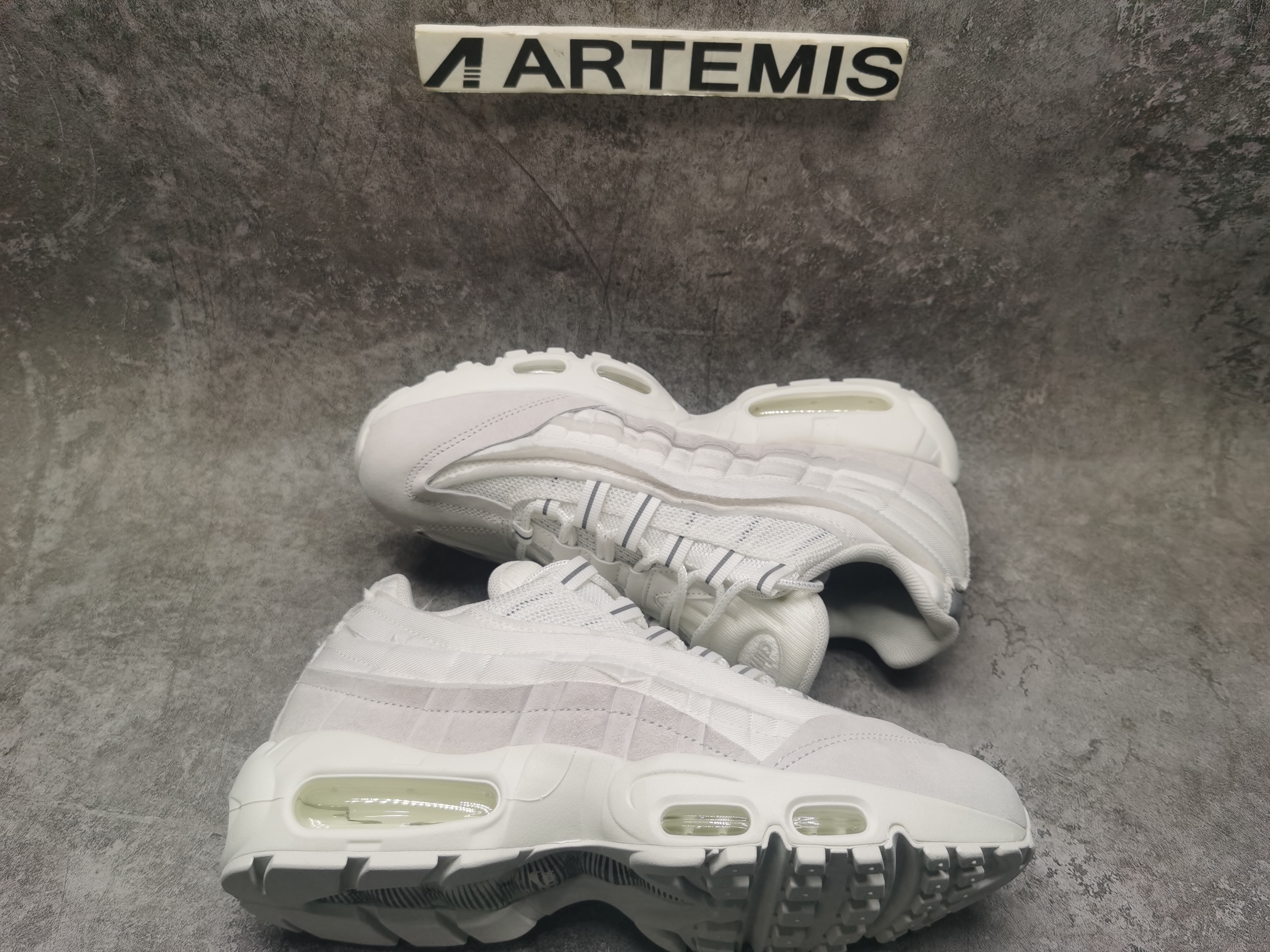 UA Nike Air Max 95