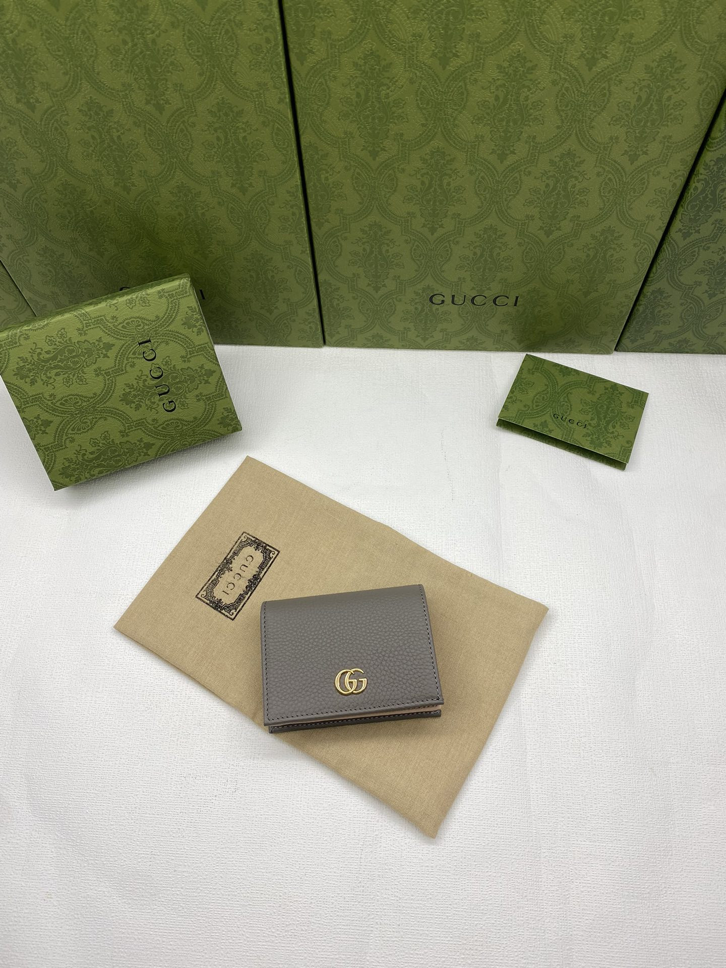 G*u*i huhu card wallet 11x8.5x3cm