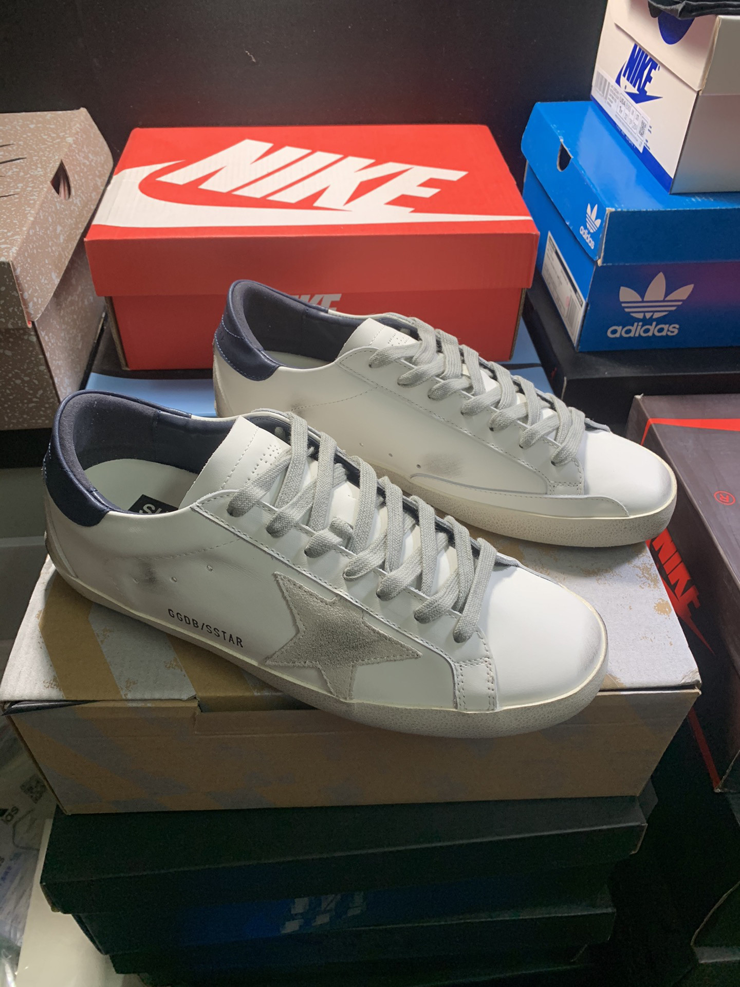 ua g01den G003e s*per-star sneaker