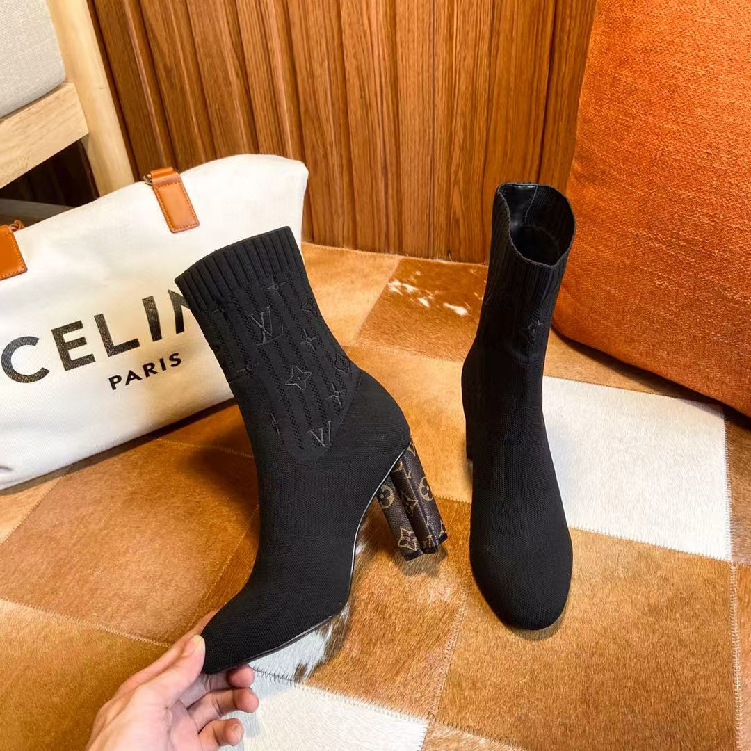 UA LV Silhouette Ankle Boot