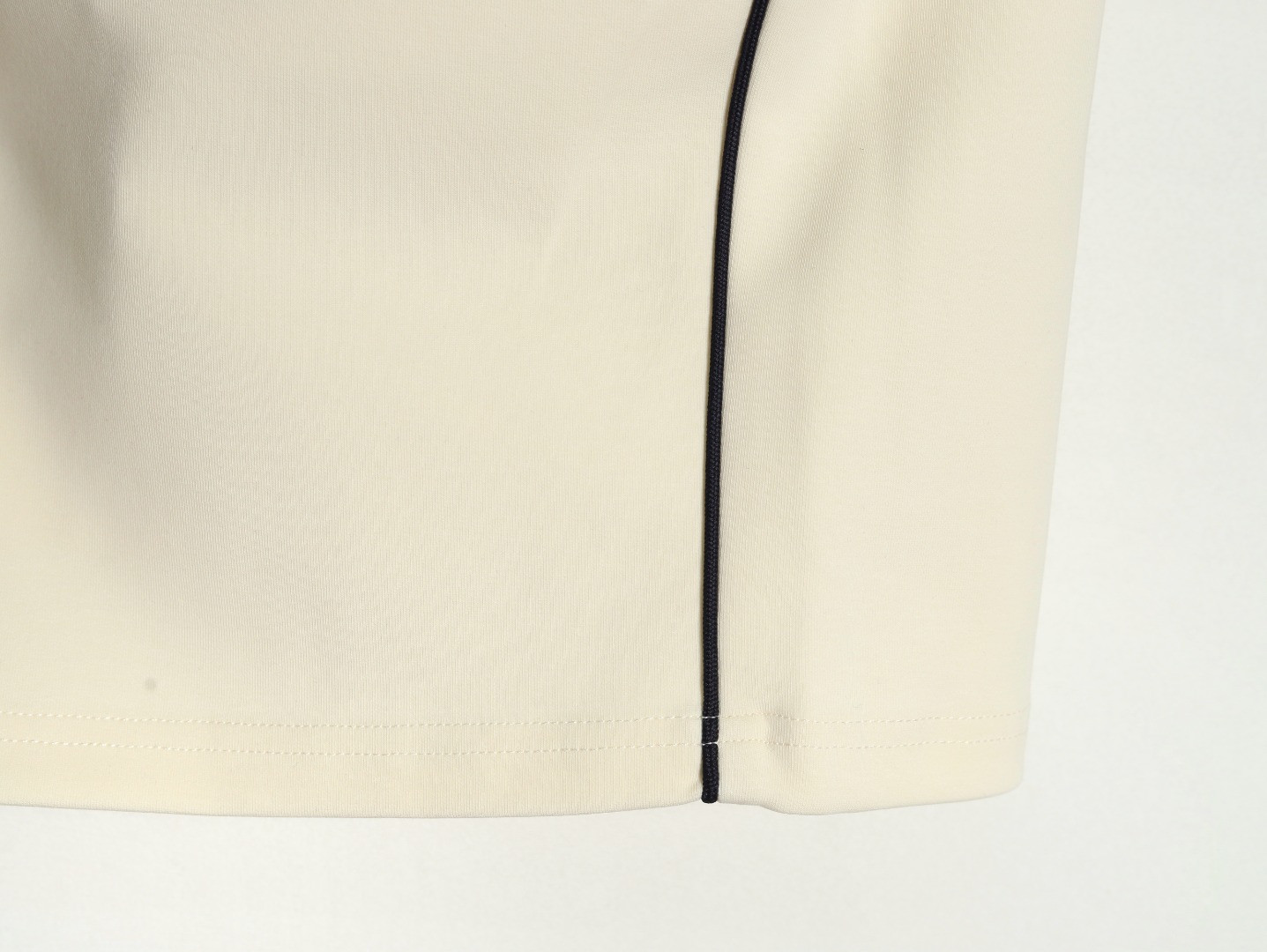 G*u*i 25ss shorts