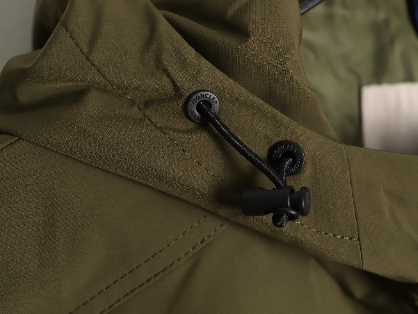 M0nc1er coats