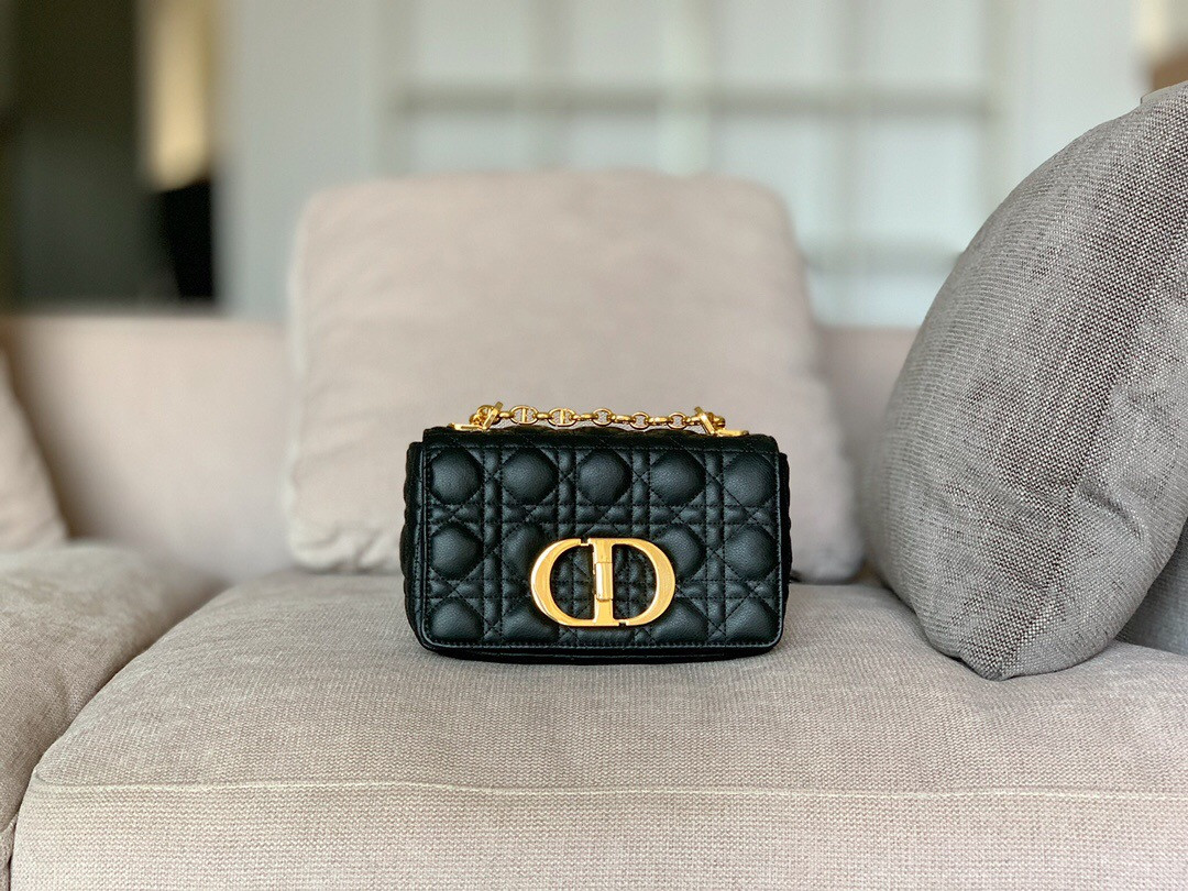 small D*or caro bag