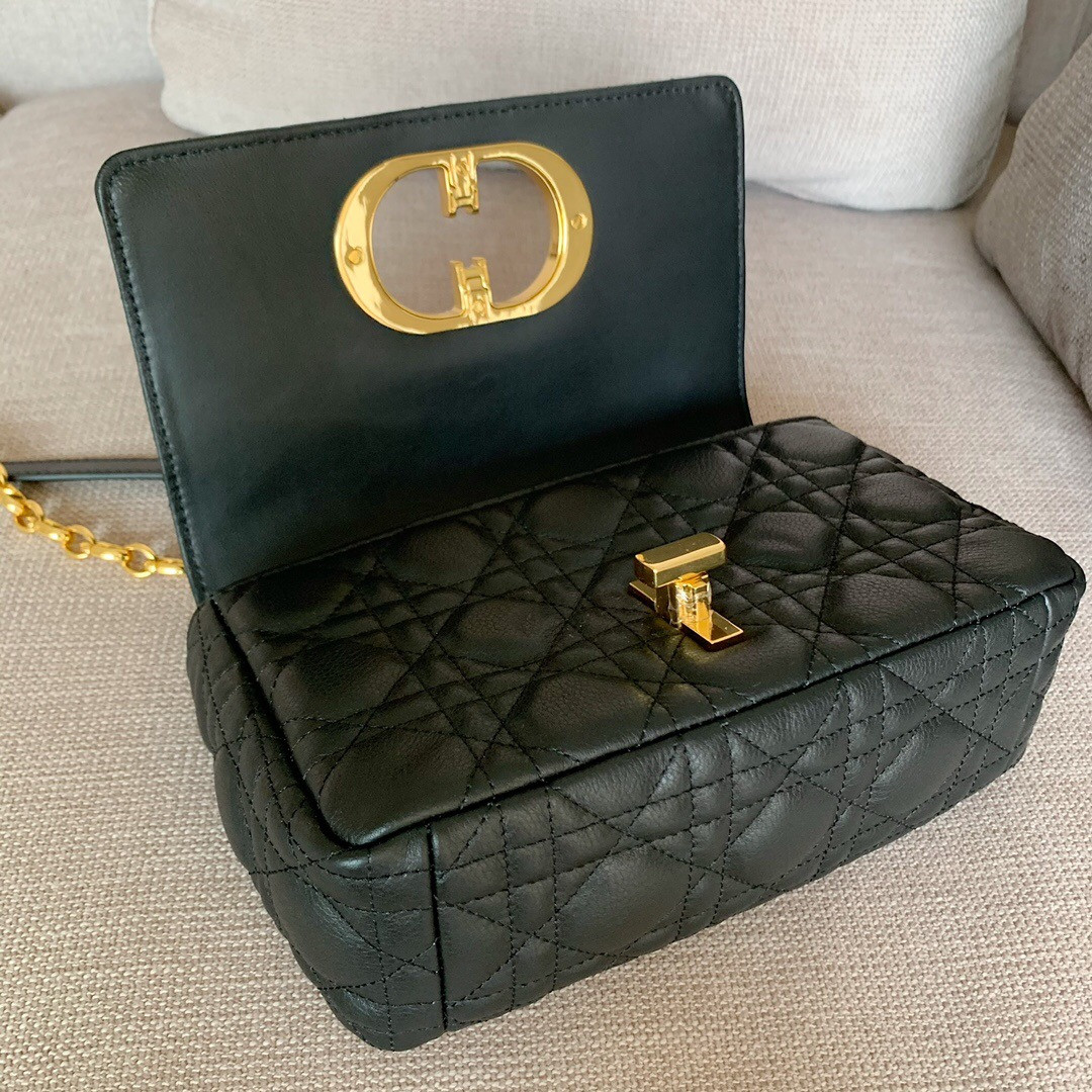 small D*or caro bag