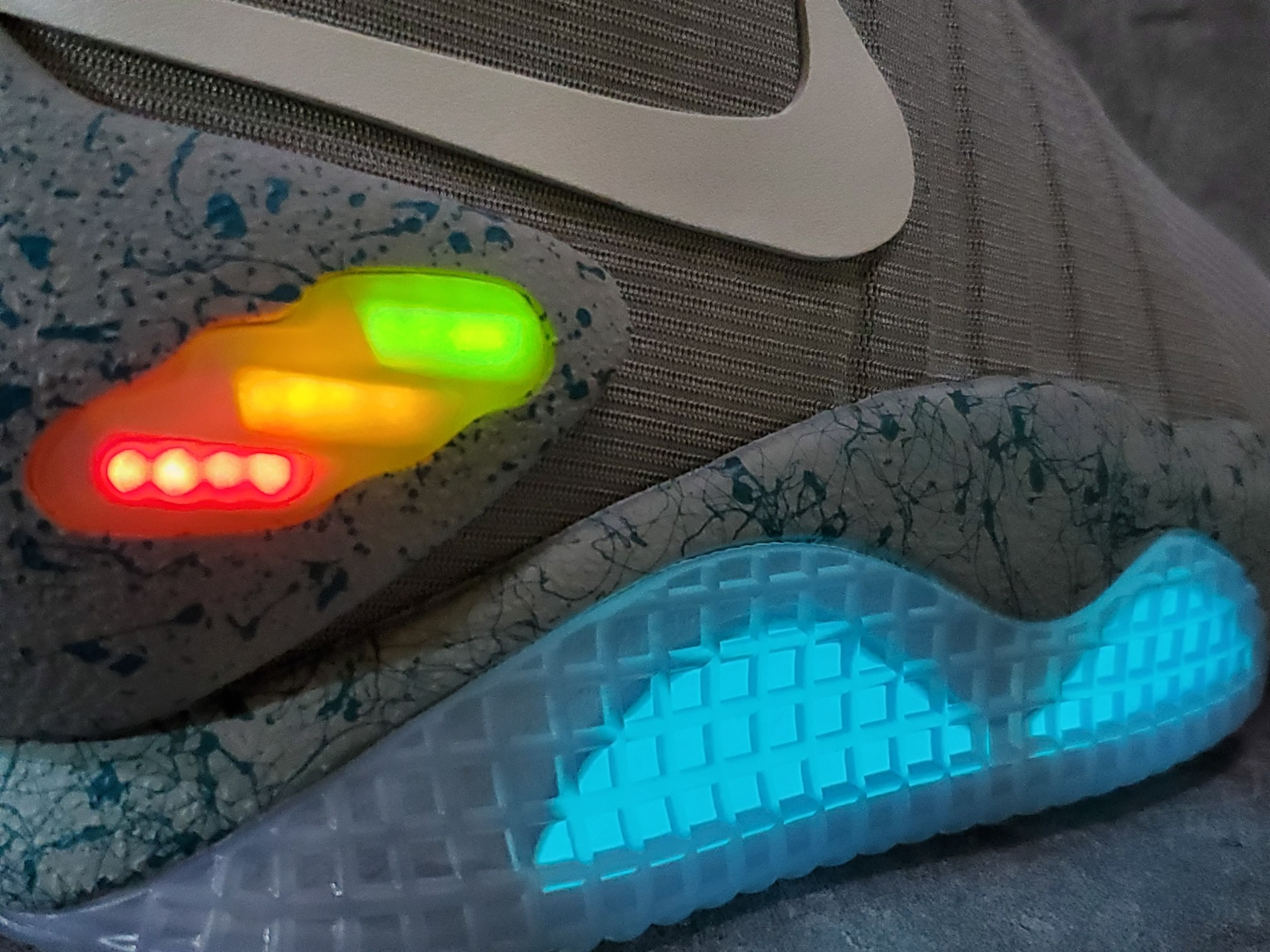 Nike Mag 