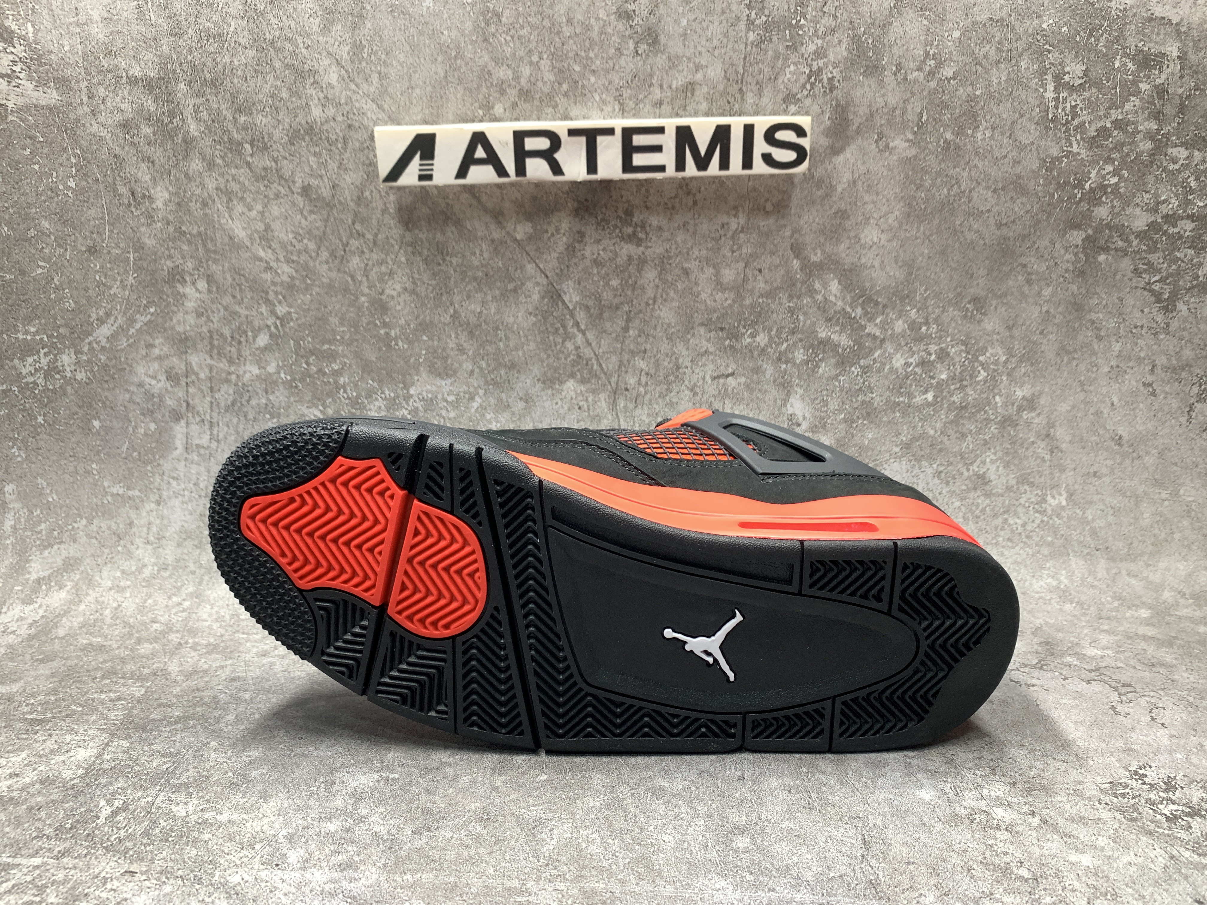 Air Jordan 4 Retro
