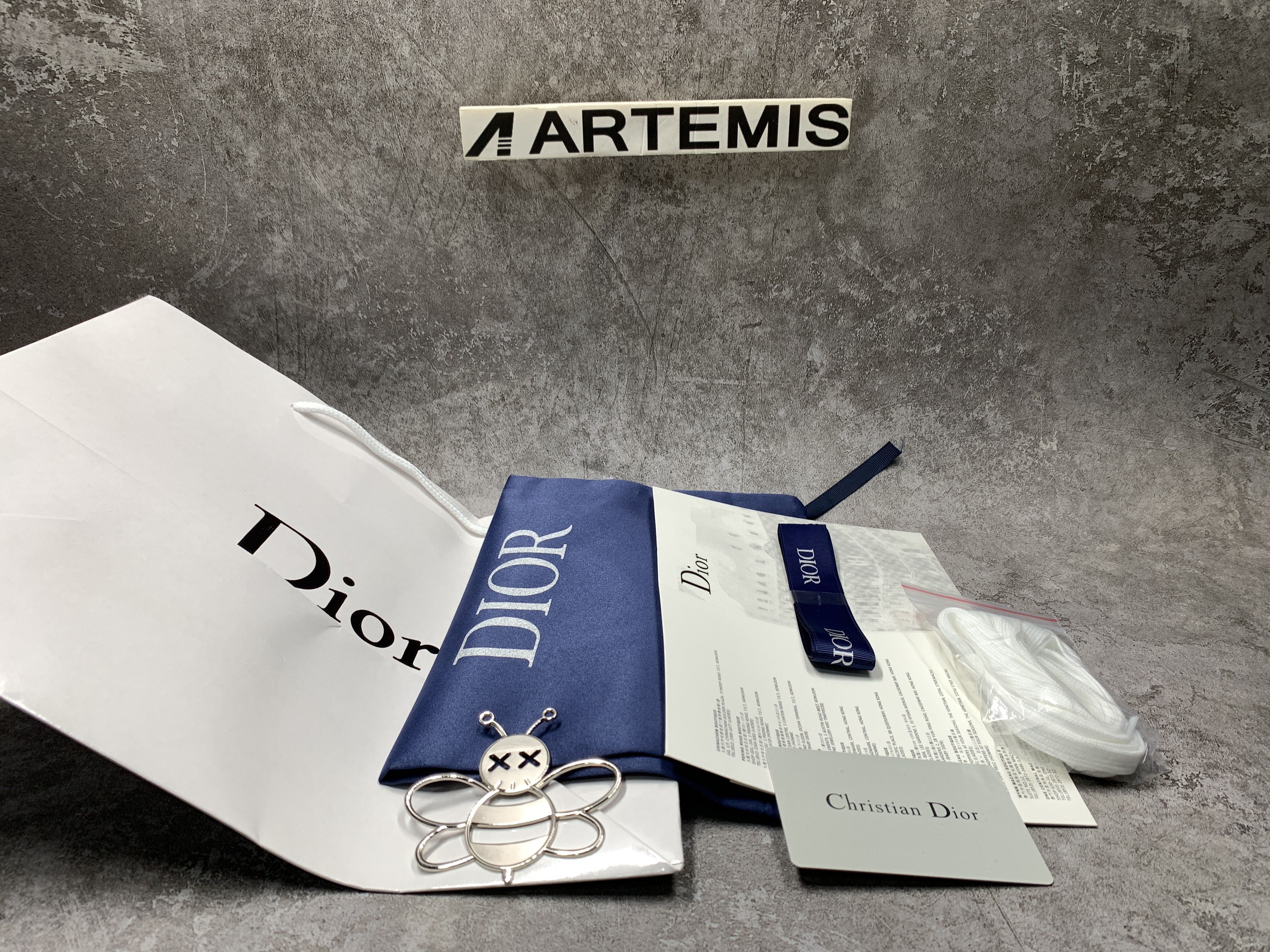 D*or b23 low blue