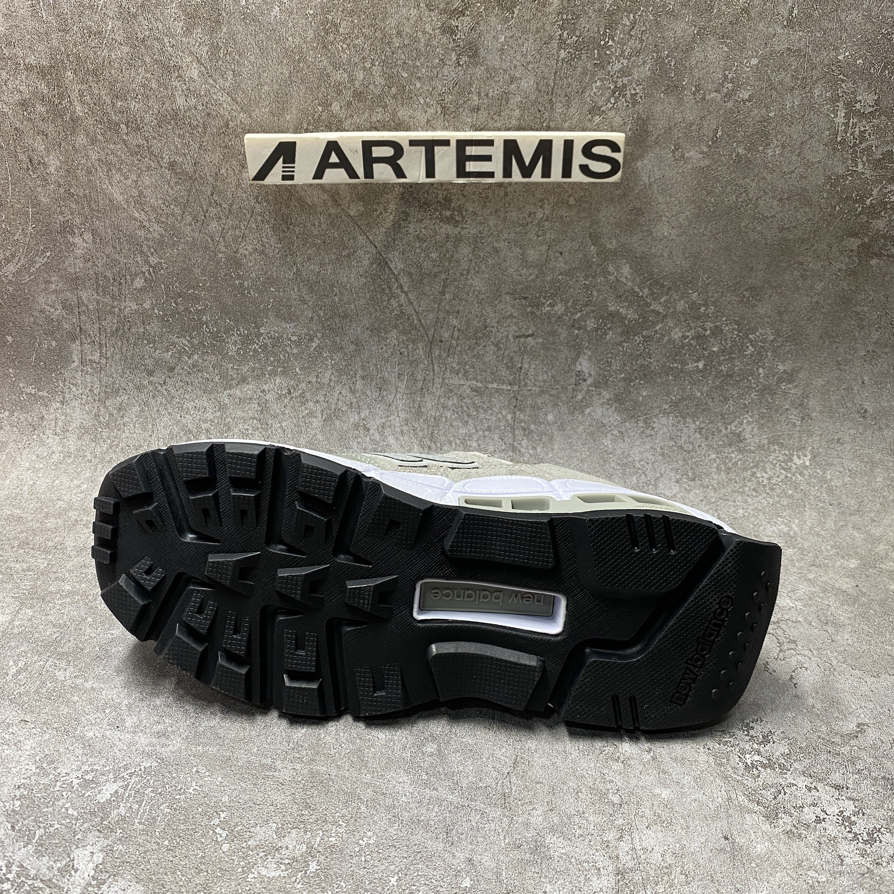 new Ba1an*e 574 salehe bembury yurt shark skin