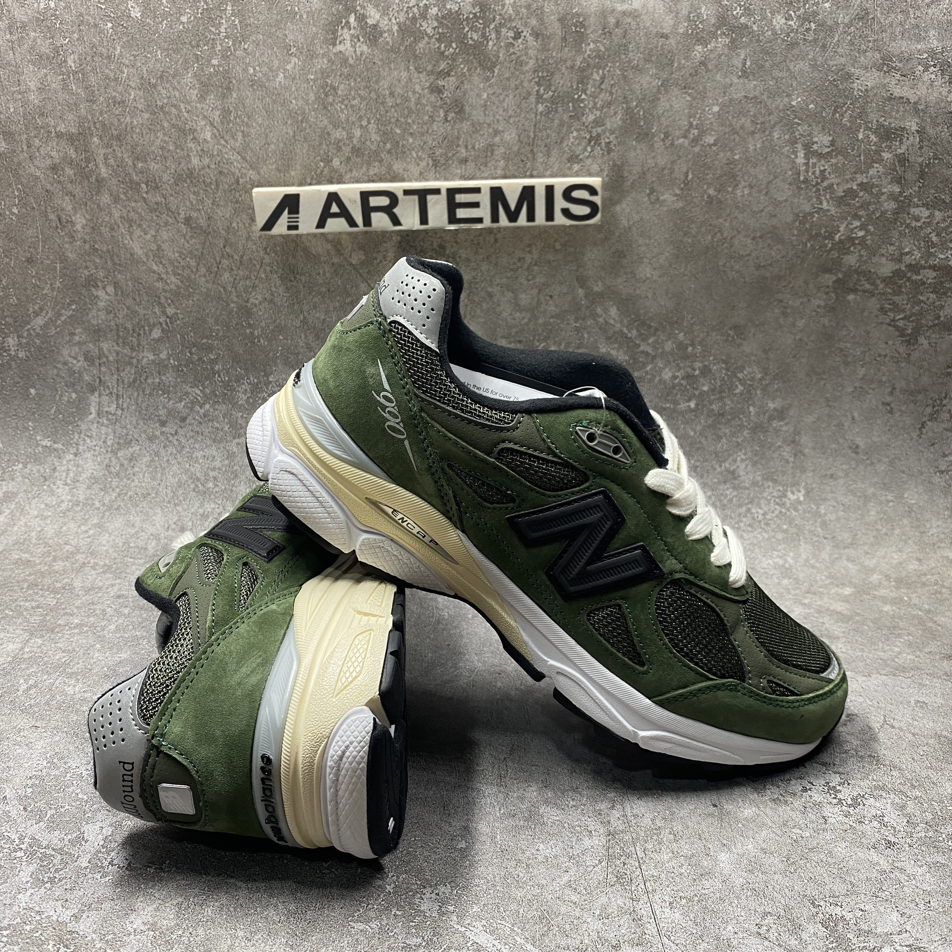 new Ba1an*e 990v3 jjjjound olive