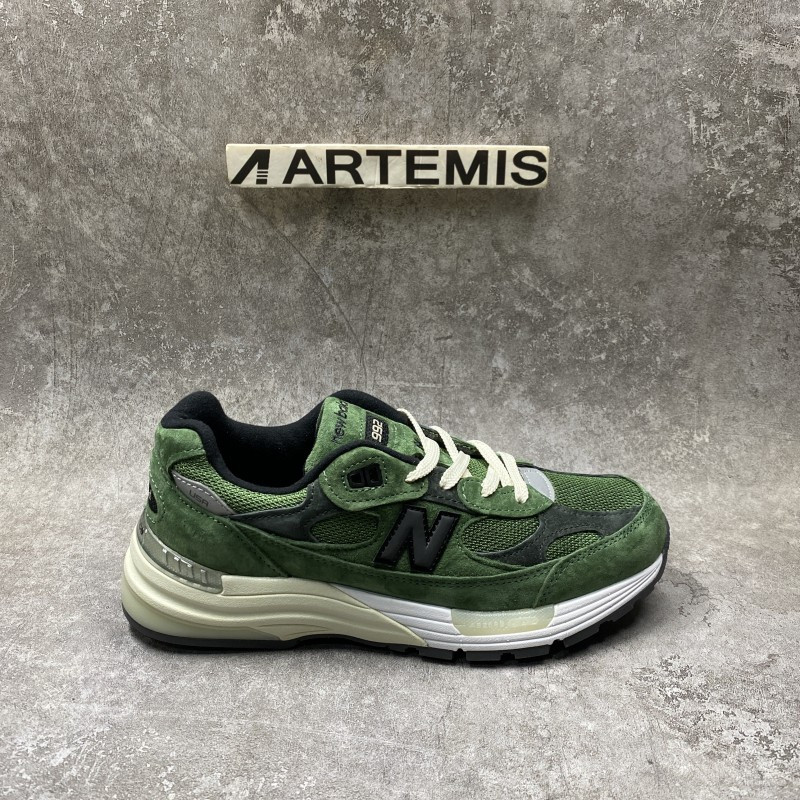 new Ba1an*e 992 jjjjound green