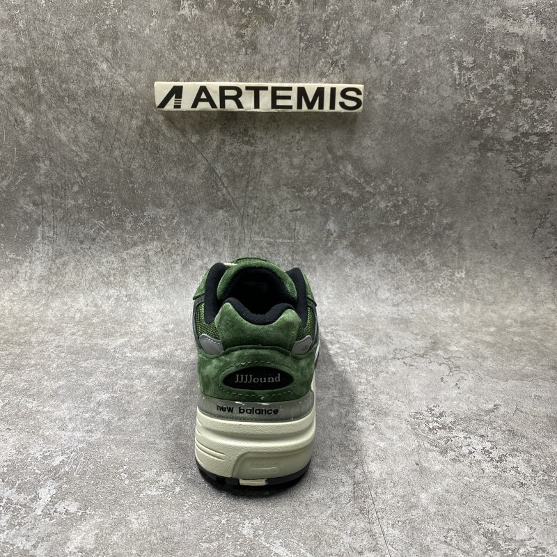 new Ba1an*e 992 jjjjound green