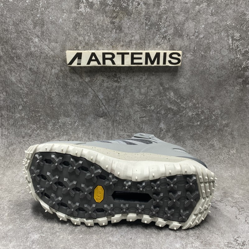 M0nc1er trailgrip gray