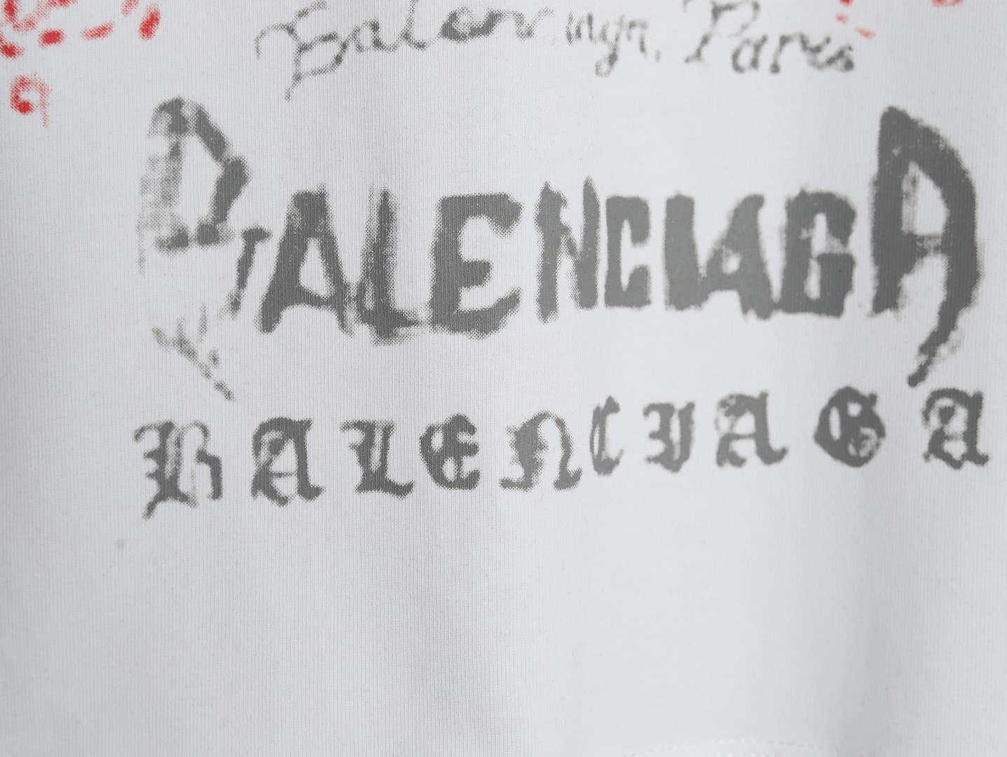 Ba*len*cia*ga short-sleeved t-shirt