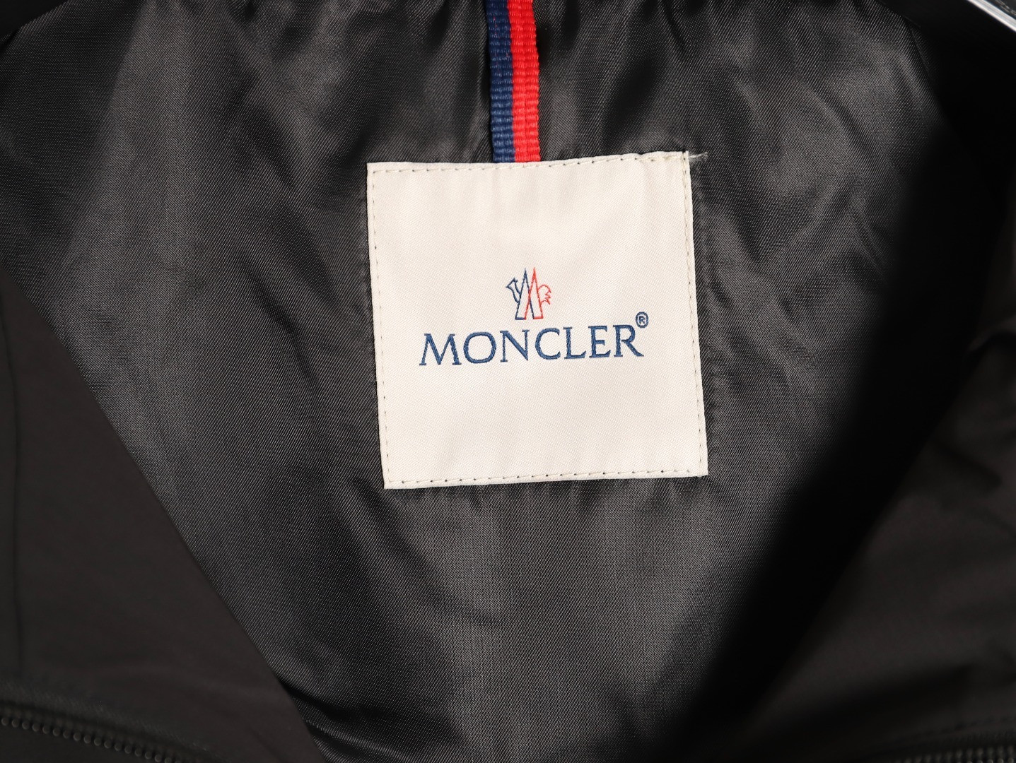 M0nc1er coats