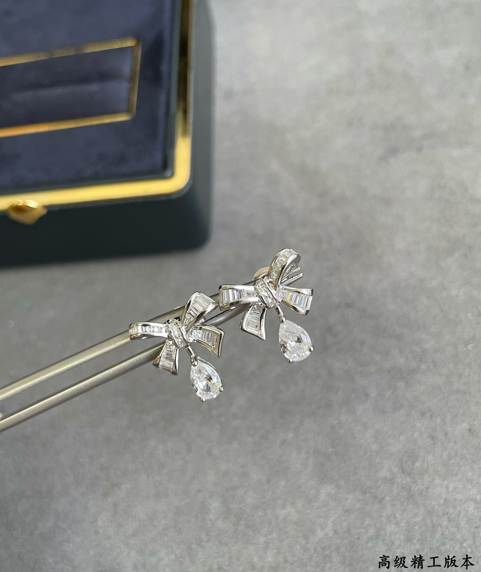 graff square Di*m*nd butterfly earrings
