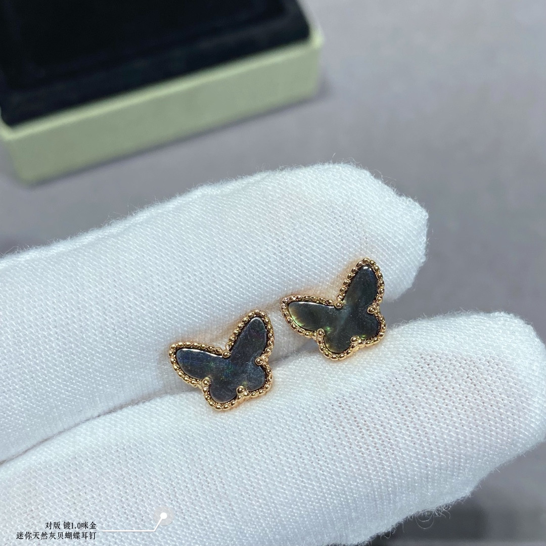 V*N CL*F & arpels natural grey mother-of-pearl mini butterfly earrings