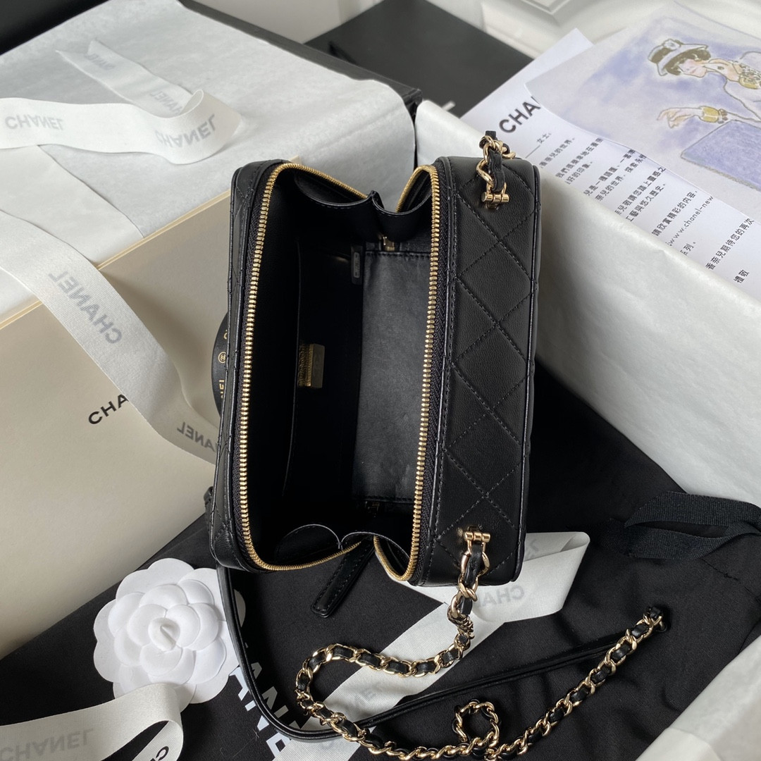 Ch*el camera bag 4.5 × 6.2 × 2.3 in