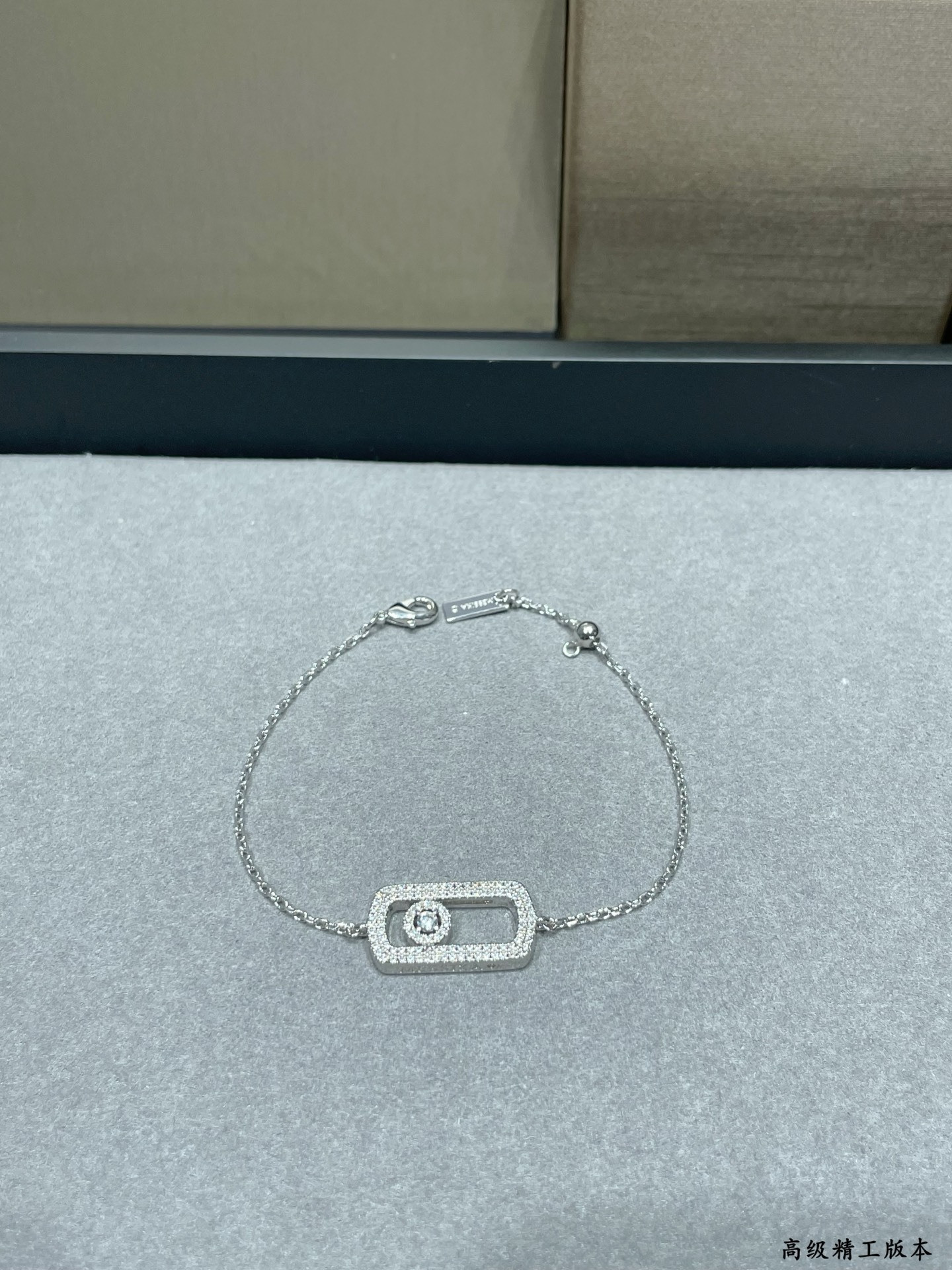 Mes1kaa large full di*m*nd bracelet