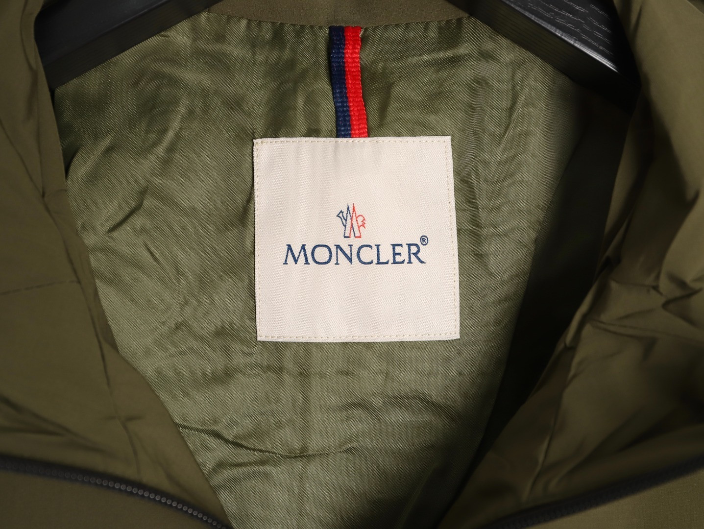 M0nc1er coats