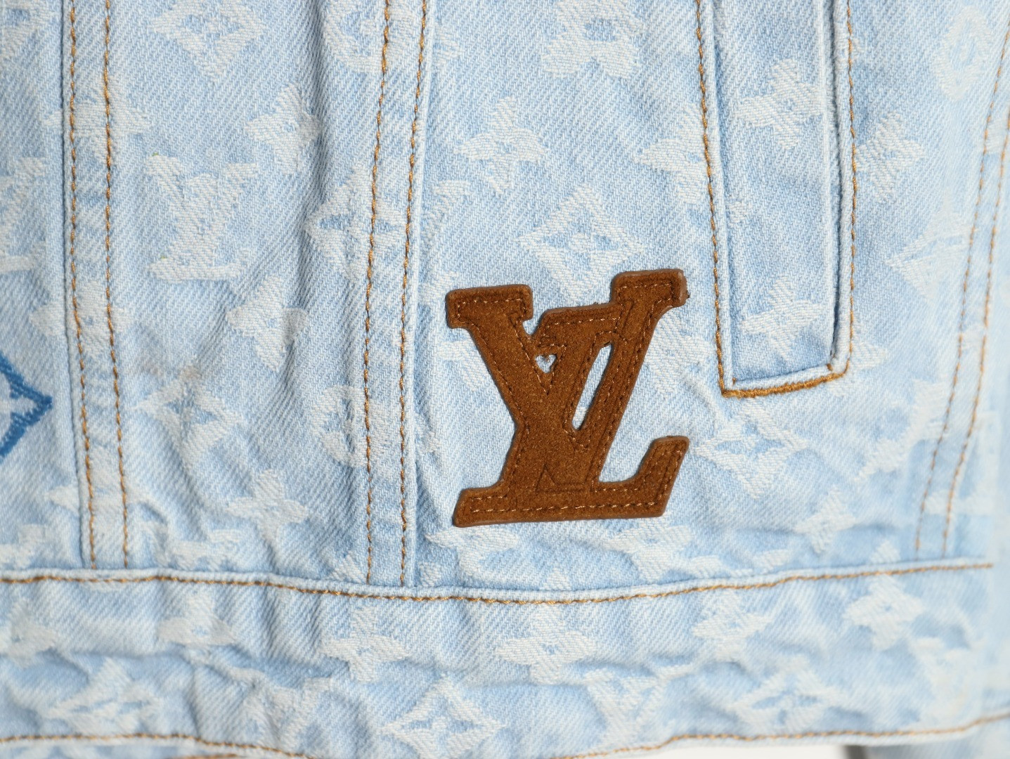 l0*is v*t0n lv 24ss tyler De*1m coats suit