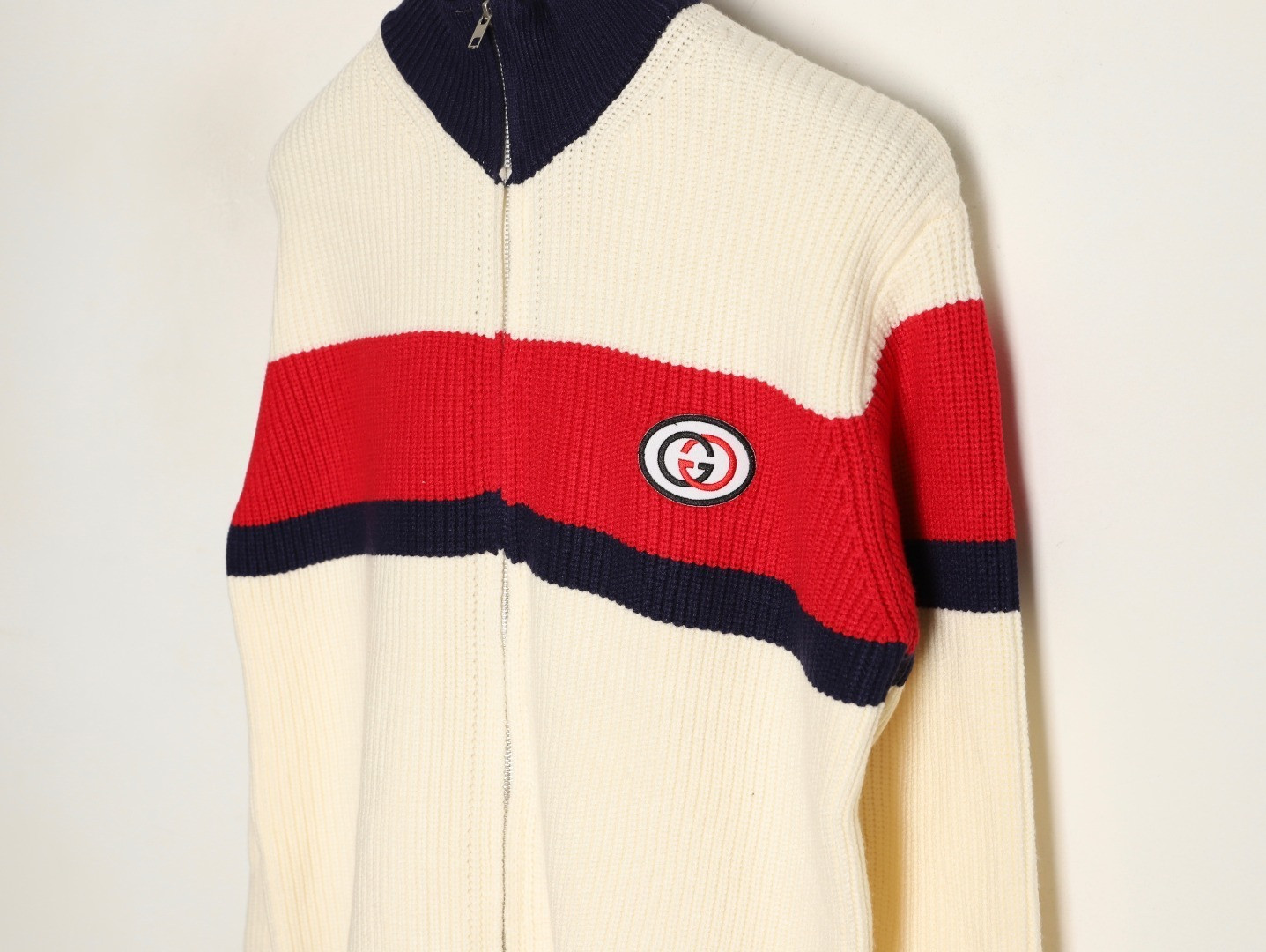 G*u*i 25fw sweaters coats