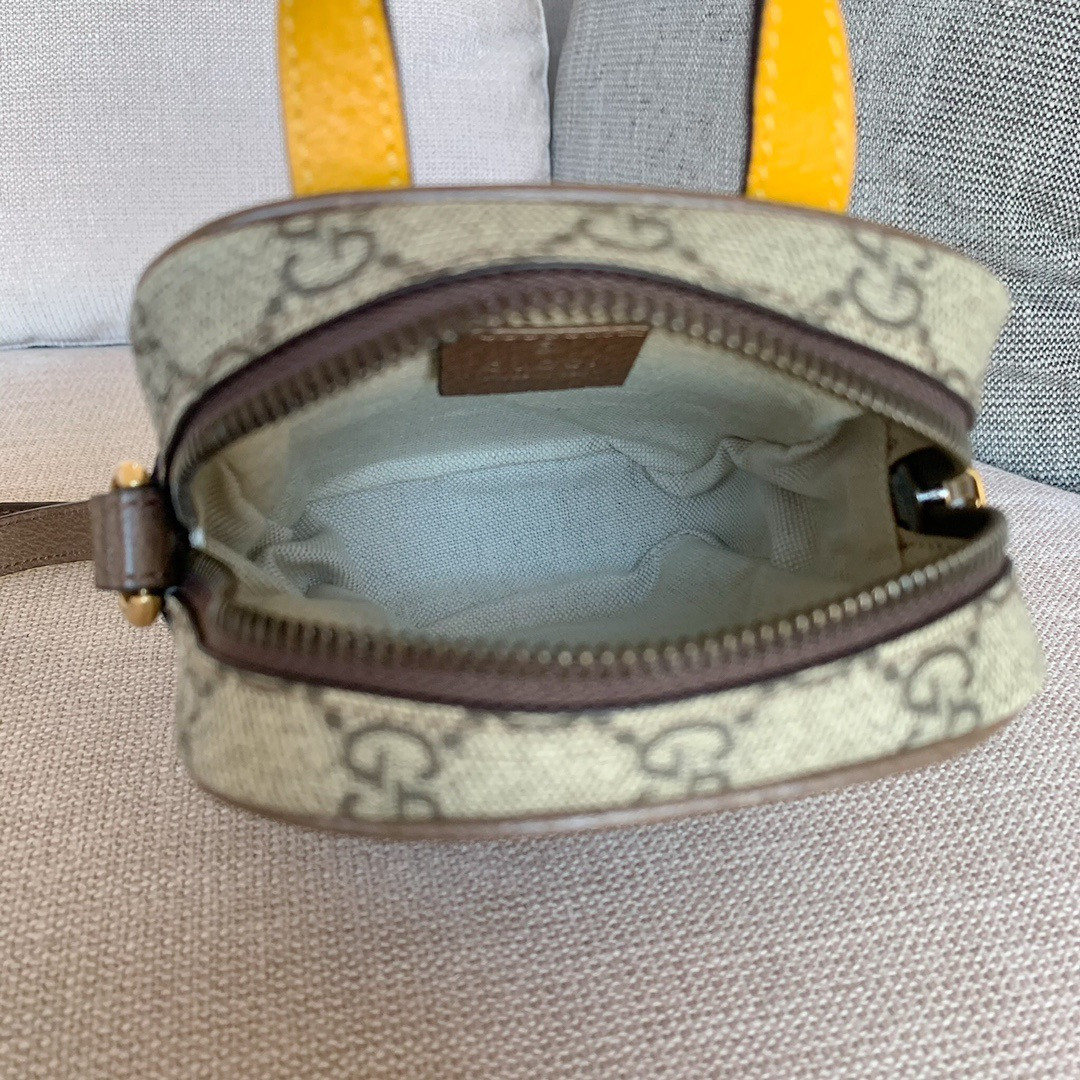 G*u*i gg handbag