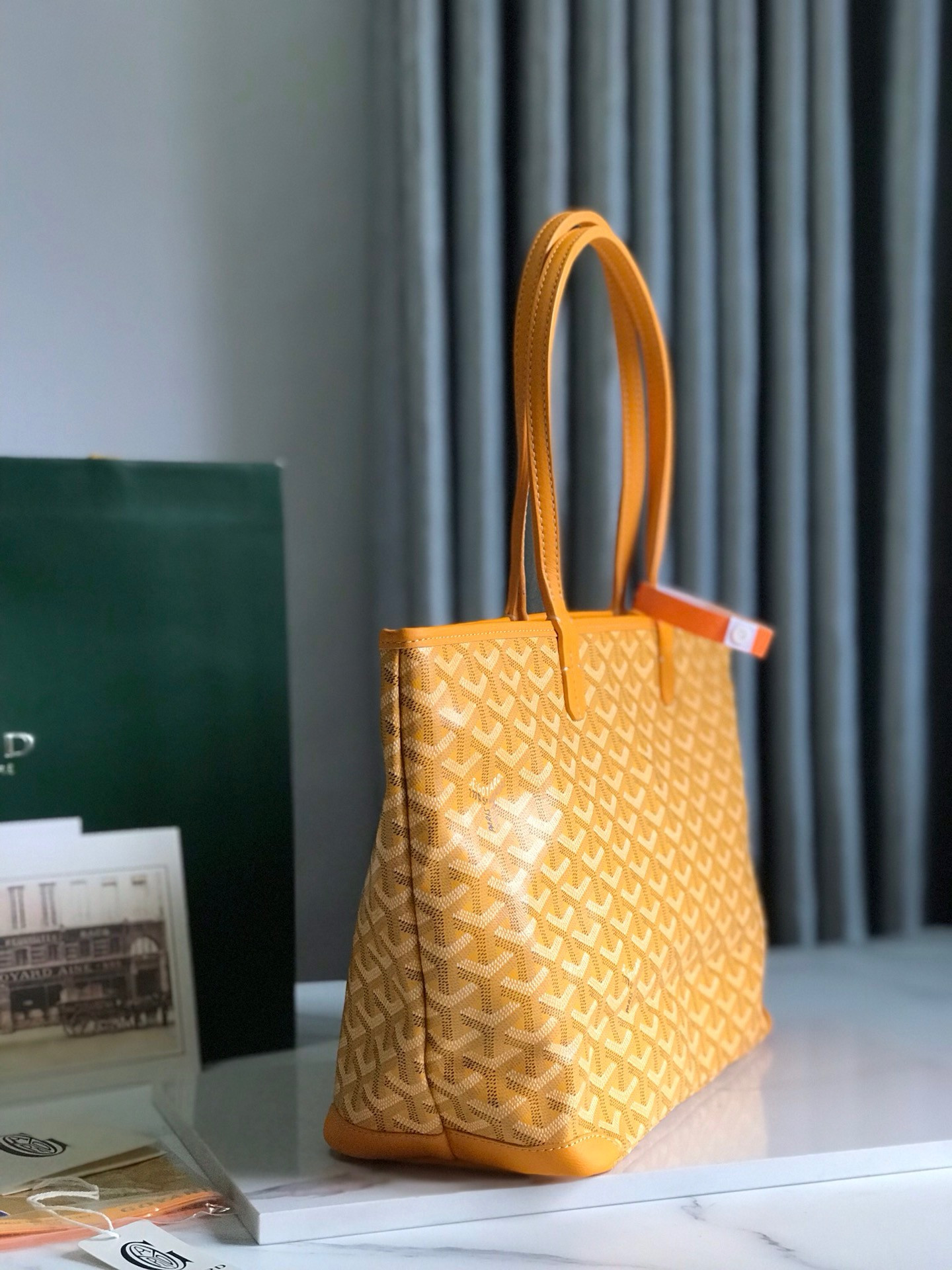 Go*ard saint l0*is gm bag 34 cm x 20 cm x 40 cm