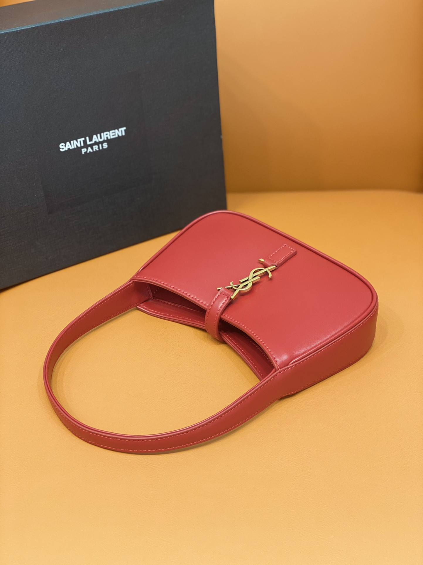 Y*L mini le 5 À 7 in smooth leather red 19 x 11.5 x 4.5 cm