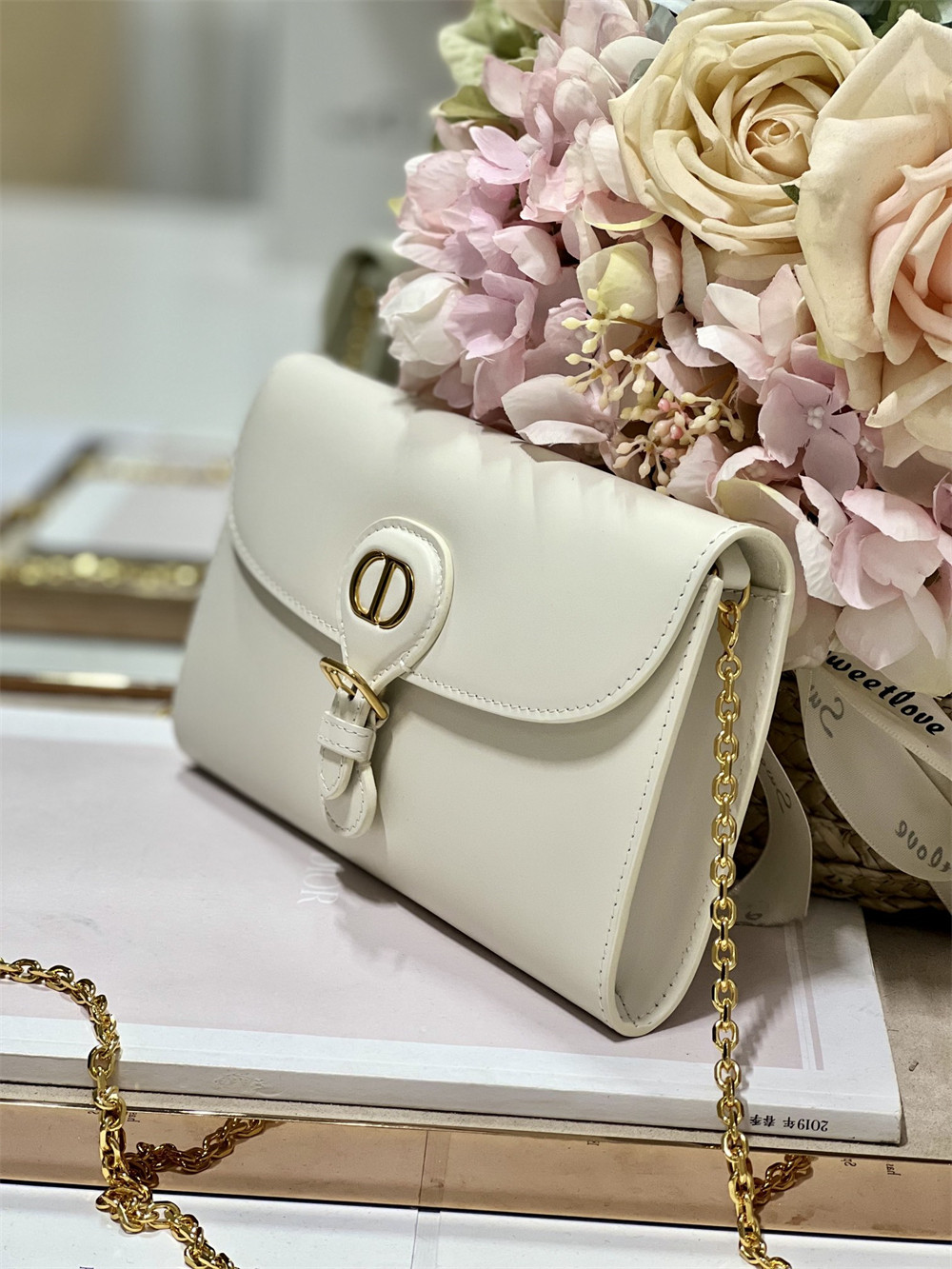 D*or bobby east-west pouch with chain latte smooth calfskin white