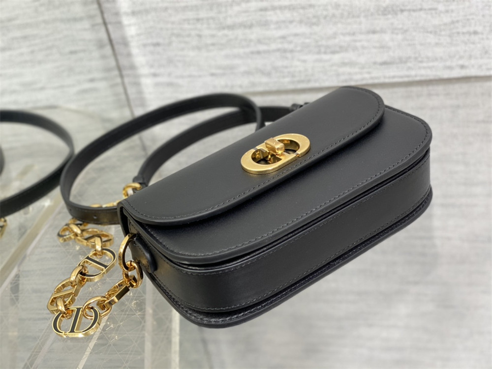 SMALL 30 MONTAIGNE AVENUE BAG black Box Calfskin