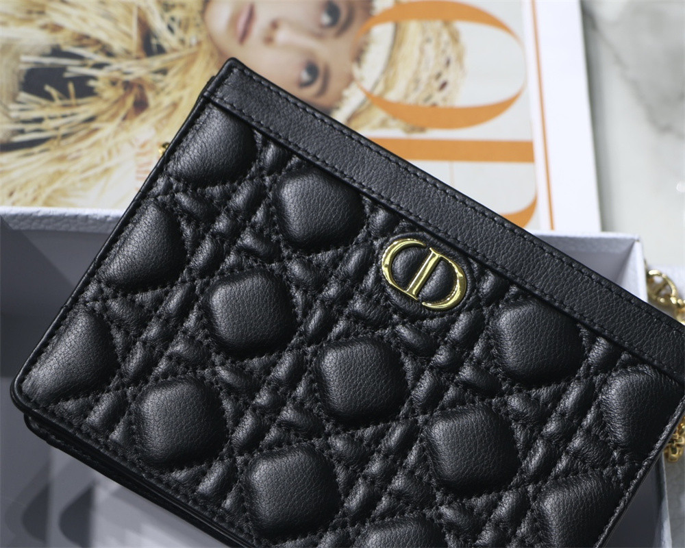 d*or caro zipped pouch with chain black S*pple cannage calfskin 19 x 14 x 4.5 cm