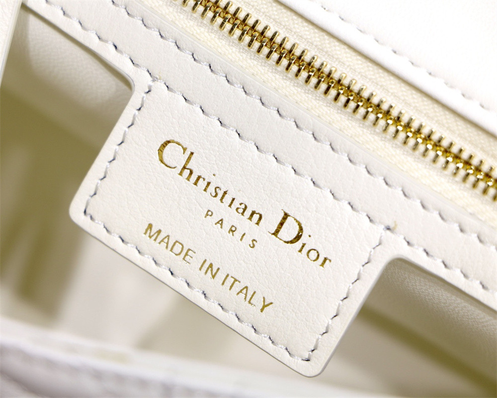 small D*or caro bag amour ivory 20 x 12 x 7 cm
