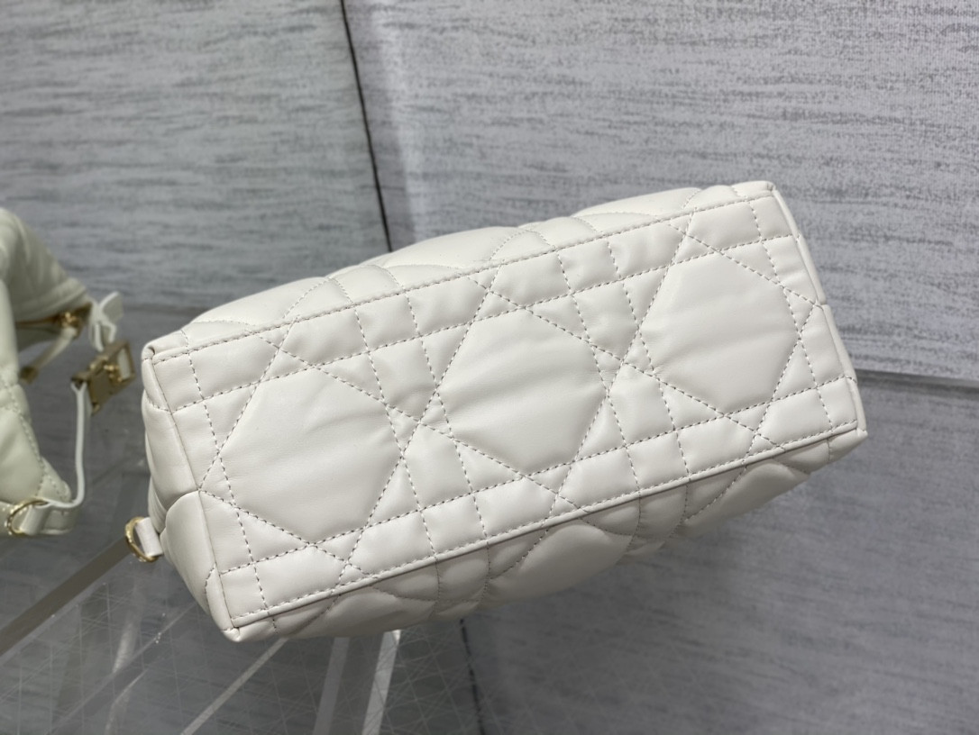 medium D*or travel nomad pouch white