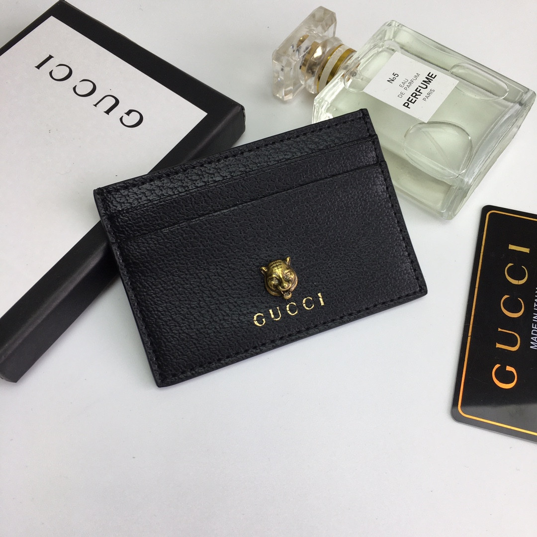 G*u*i gg card case wallet