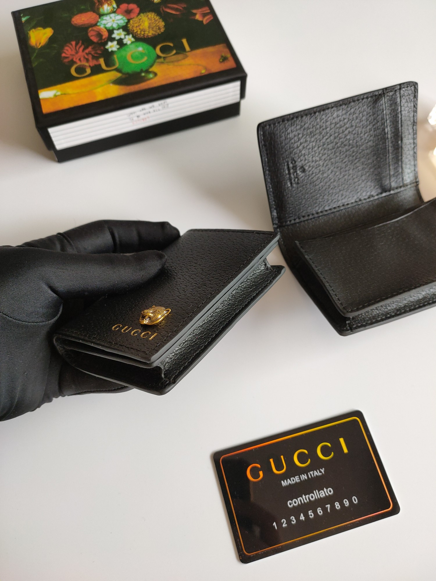 G*u*i gg card case wallet