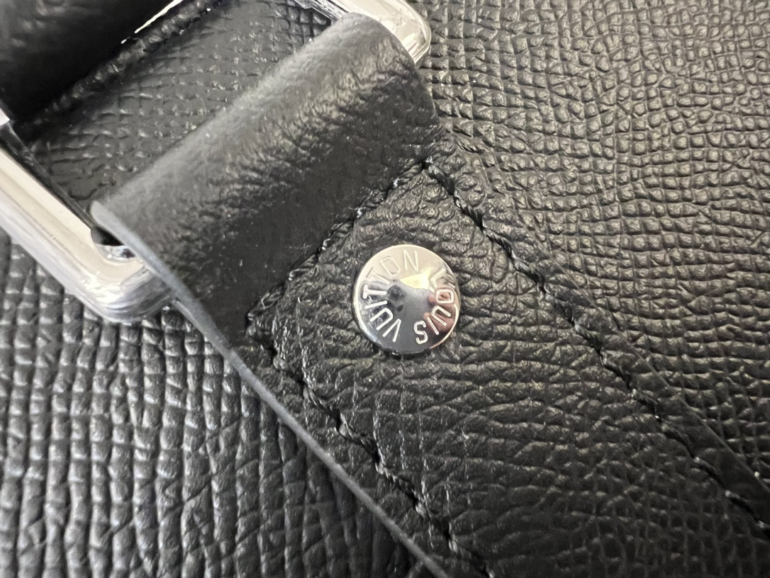 LV M30925 Porte-Documents Voyage PM 36.5 x 27.5 x 6 cm