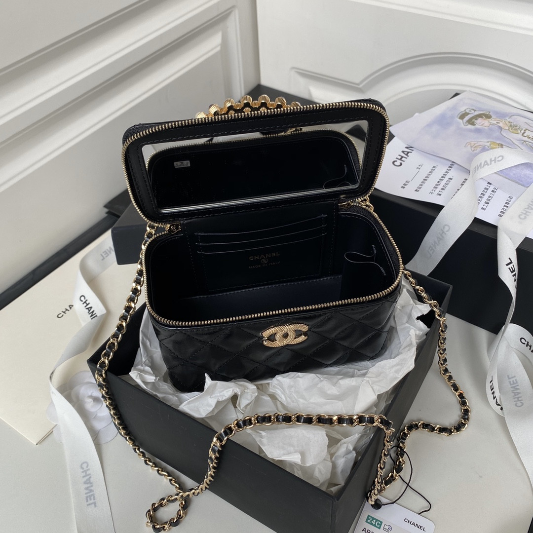 Ch*el 24p chain leather square box shoulder bag 16x10x8cm