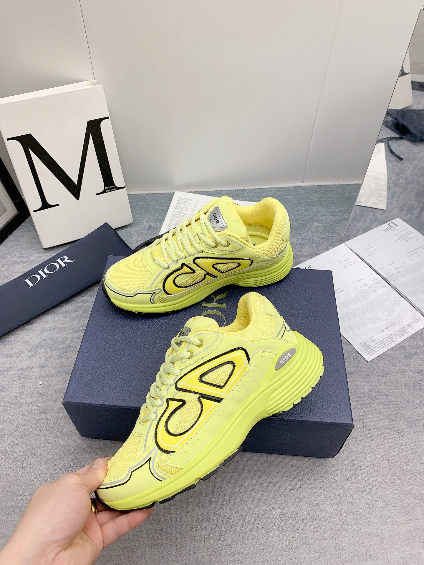 ua D*or b30 sneaker