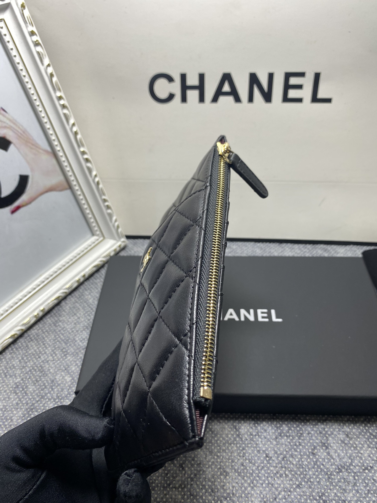 Ch*el long zipped wallet 19-11cm