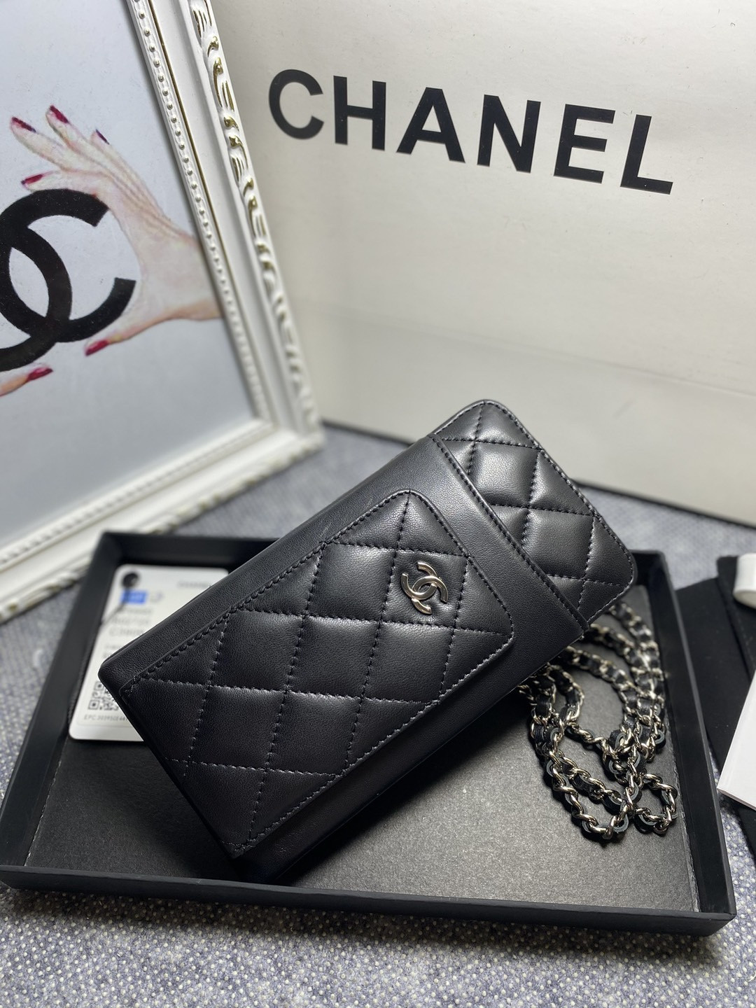 Ch*el long zipped wallet 19-11cm