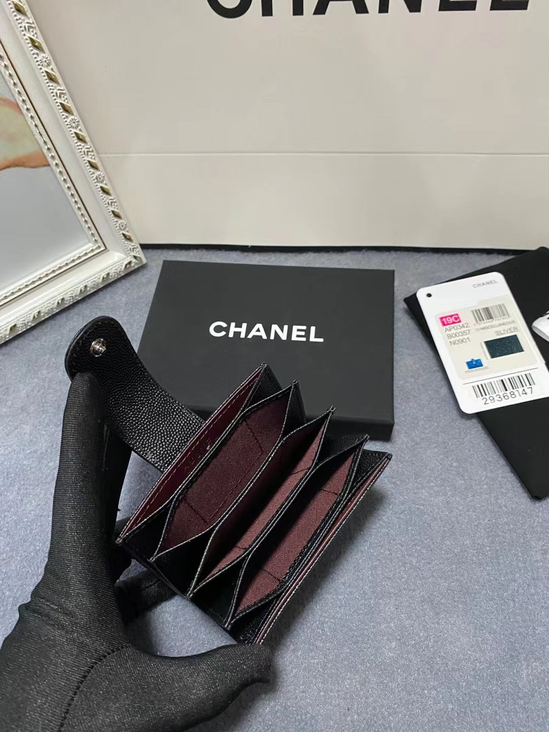 Ch*el card holder 10.4×7×2cm