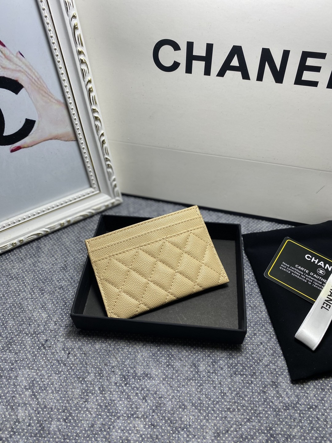 Ch*el card holder 10cm