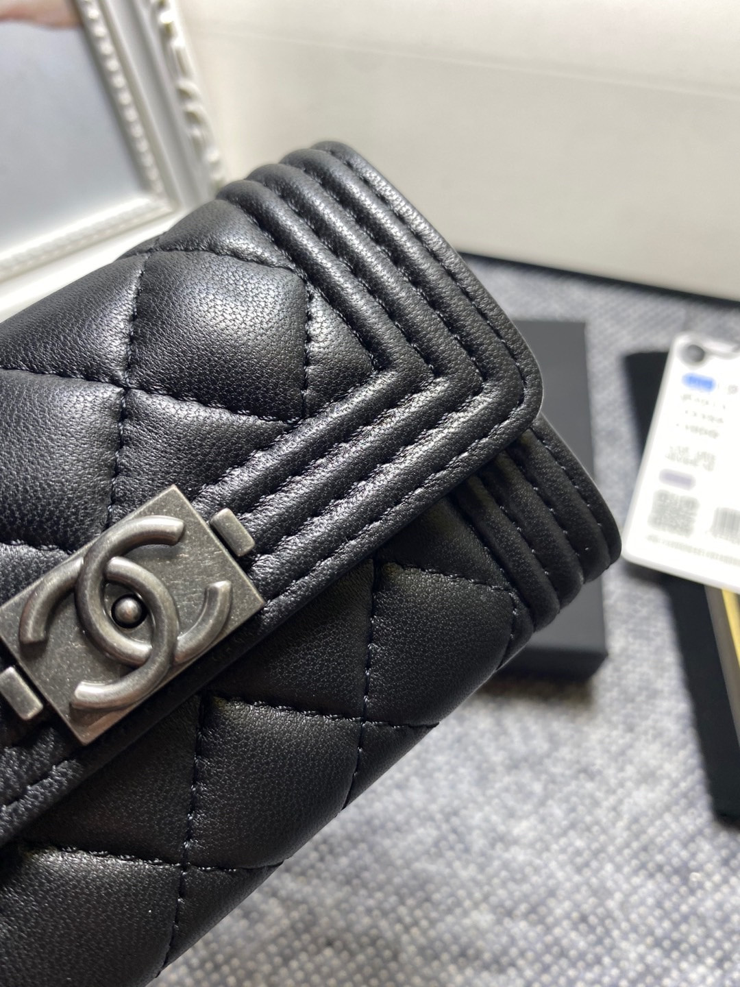 Ch*el flap wallet 12-7cm